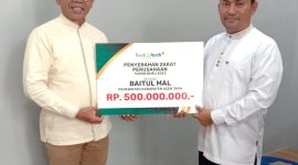 Bank Aceh Syariah Cabang Calang Menyerahkan Zakat Kepada Baitul Mal Aceh Jaya